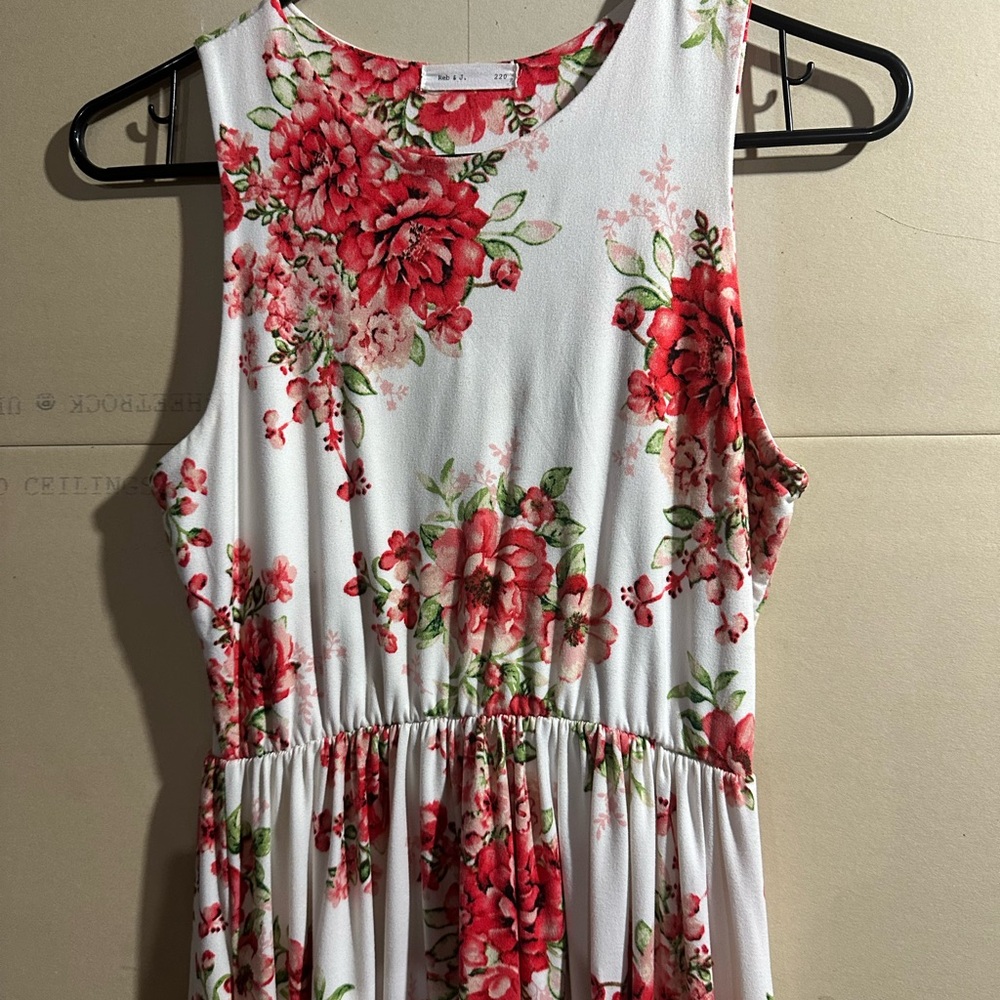 Floral Sleeveless Dress - Red and White